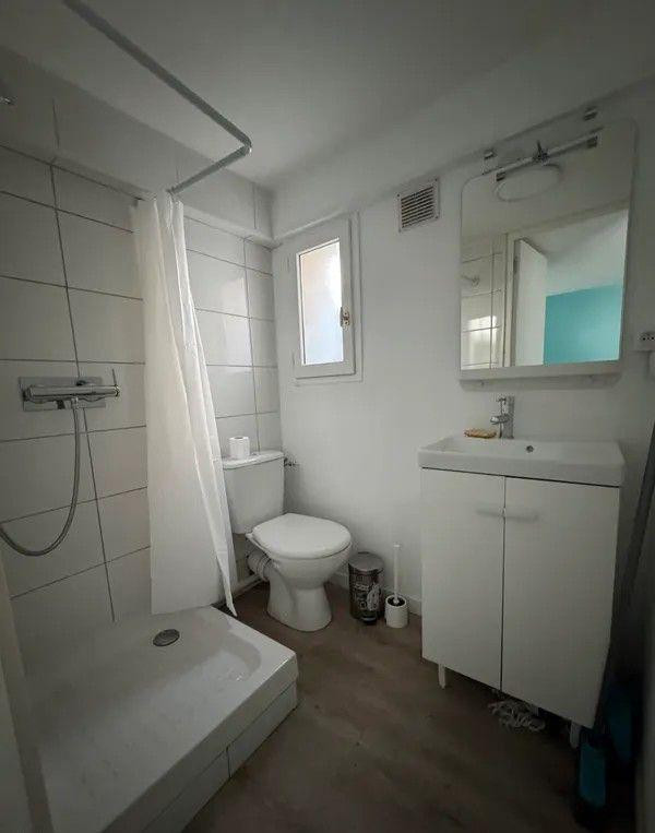 
                                                Location
                                                 Beau studio meublé 15 m² Quartier Velpeau/Gare
