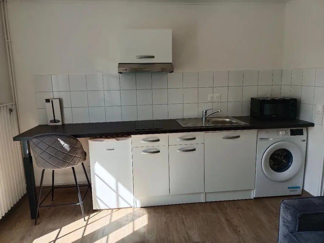 
                                                Location
                                                 Beau studio meublé 15m² à Ozoir La Ferrière
