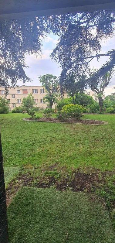 
                                                Location
                                                 Beau studio meublé 15m² à Suresnes sans vis-à-vis