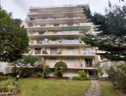 
                                                Location
                                                 Beau studio meublé 15m² avec terrasse