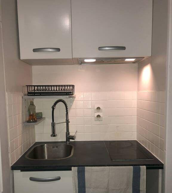 
                                                Location
                                                 Beau studio meublé 15m² Rue de Marnes