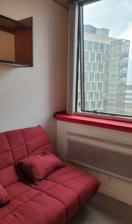 
                                                Location
                                                 Beau studio meublé 16m² proche gare de Tours