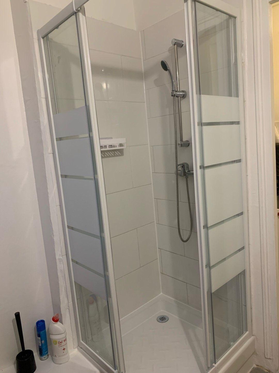 
                                                Location
                                                 Beau studio meublé 16m² refait à neuf