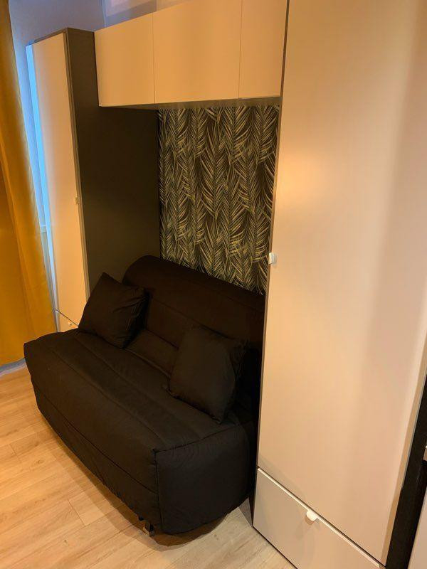 
                                                Location
                                                 Beau studio meublé 17m²