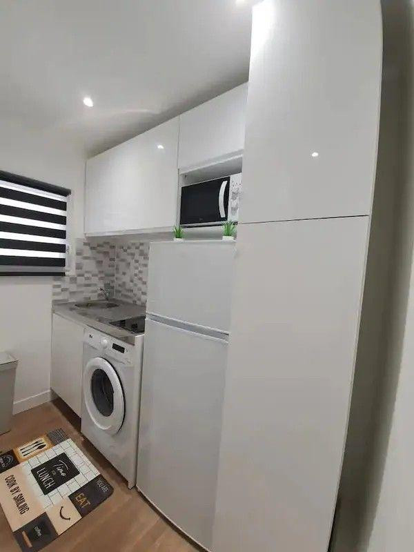 
                                                Location
                                                 Beau studio meublé 17m² cosy à Aulnay sous bois