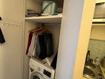 
                                                Colocation
                                                 Beau studio meublé 18m²