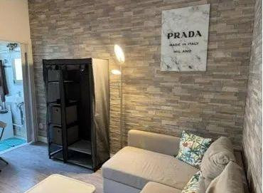 
                                                Location
                                                 Beau studio meublé 18m² bien situé