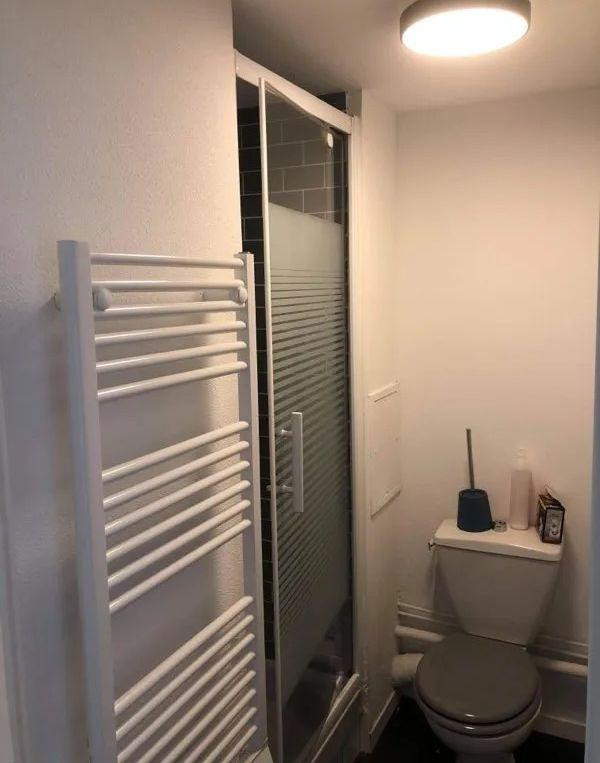 
                                                Location
                                                 Beau studio meublé 18m² refait à neuf au calme