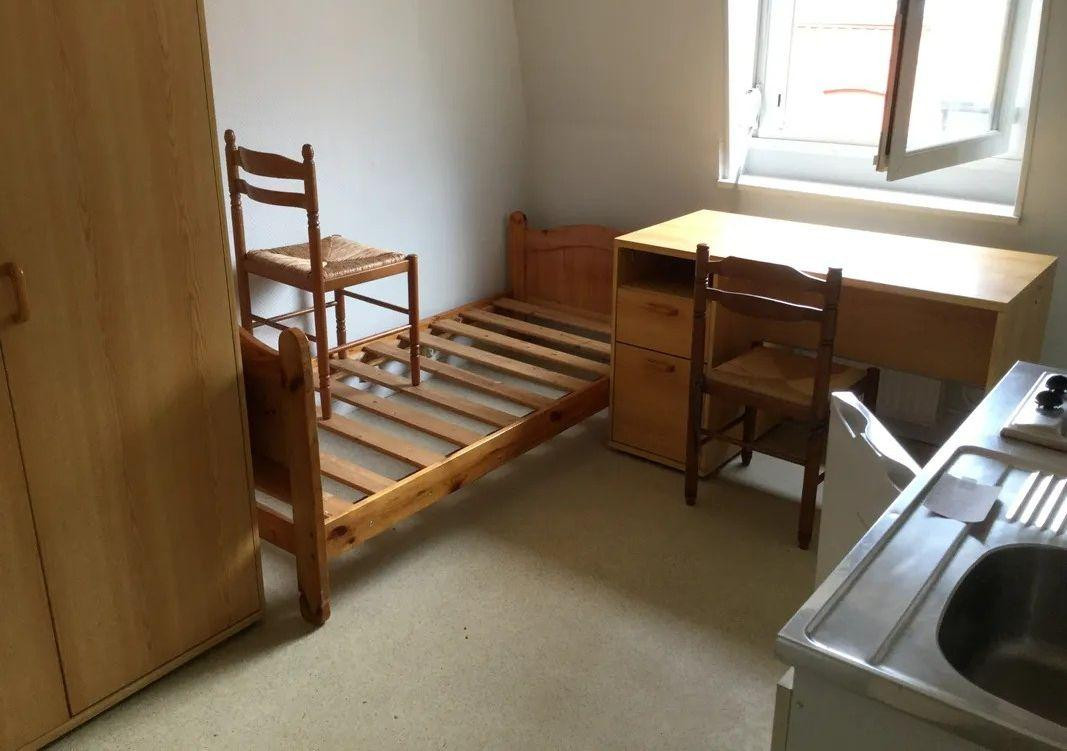 
                                                Location
                                                 Beau studio meublé 18m² tout confort