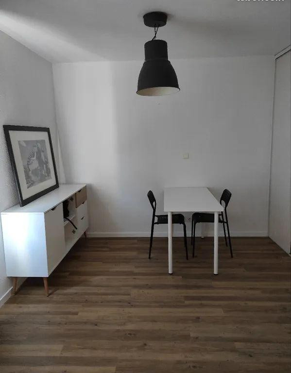 
                                                Location
                                                 Beau studio meublé 18m2 Cité des congrès