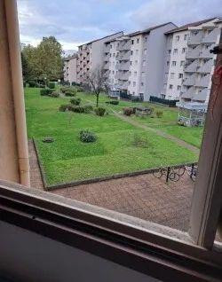 
                                                Location
                                                 Beau studio meublé 19m² au calme