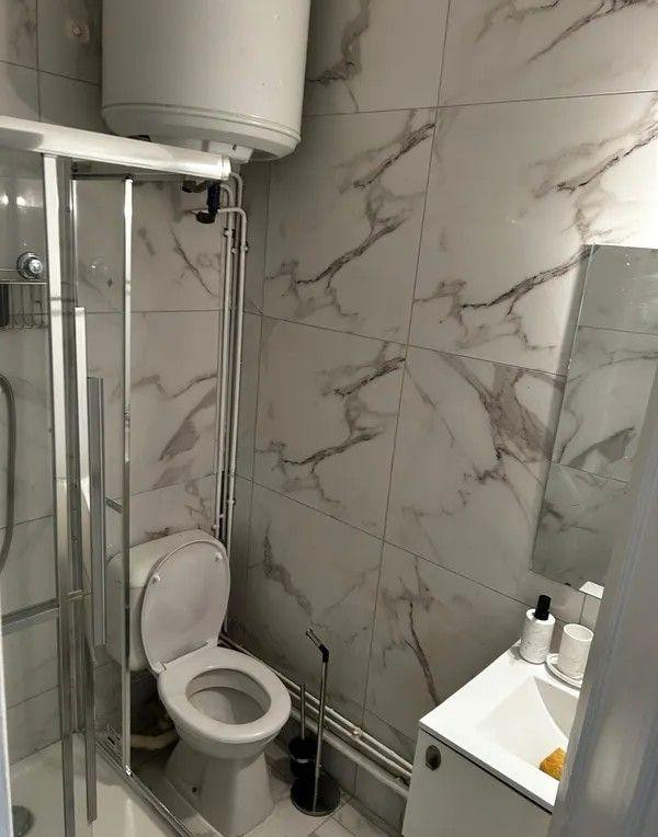 
                                                Location
                                                 Beau studio meublé 19m² proche métro Marcel Sembat