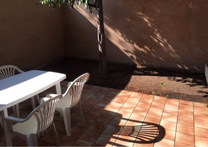 
                                                Location
                                                 Beau studio meublé 20m²