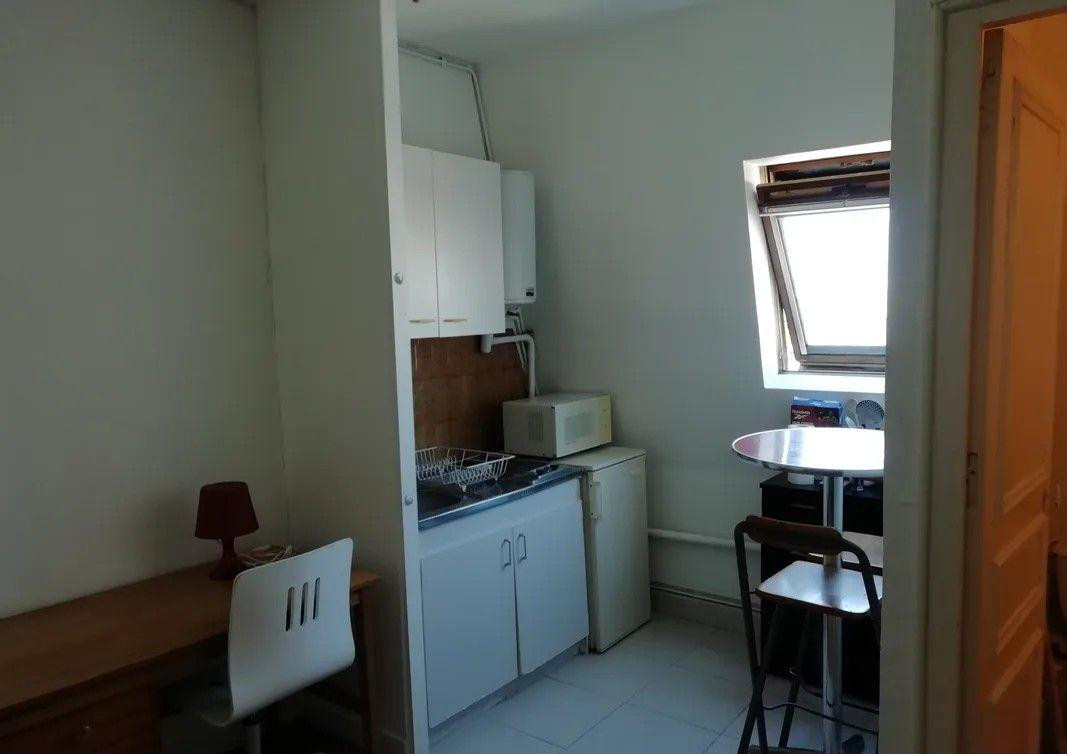 
                                                Location
                                                 Beau studio meublé 20m² à Boulogne-Billancourt