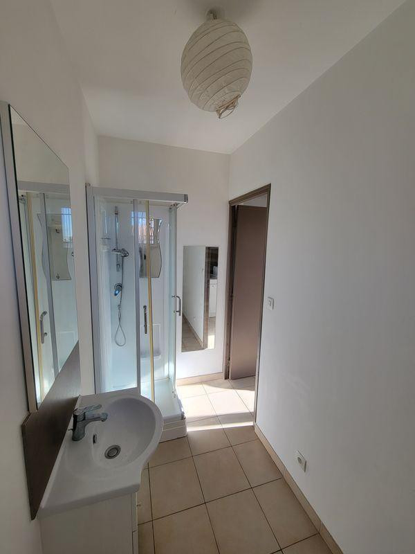 
                                                Location
                                                 Beau studio meublé 20m²  Aix-en-Provence