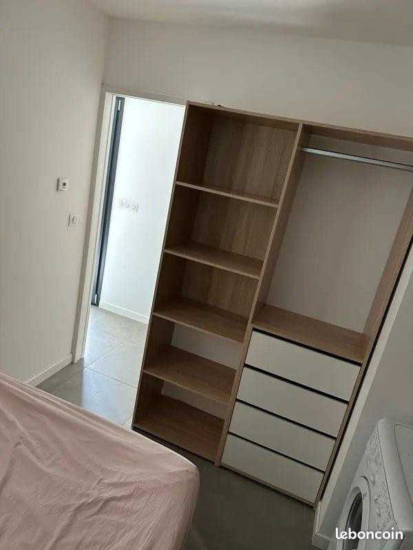 
                                                Location
                                                 Beau studio meublé 20m² avec terrasse