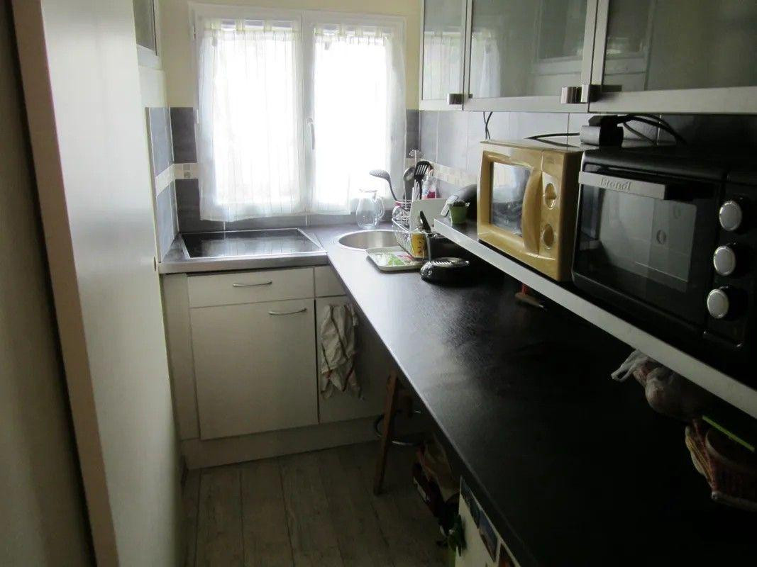 
                                                Location
                                                 Beau studio meublé 20m² avec terrasse et jardin