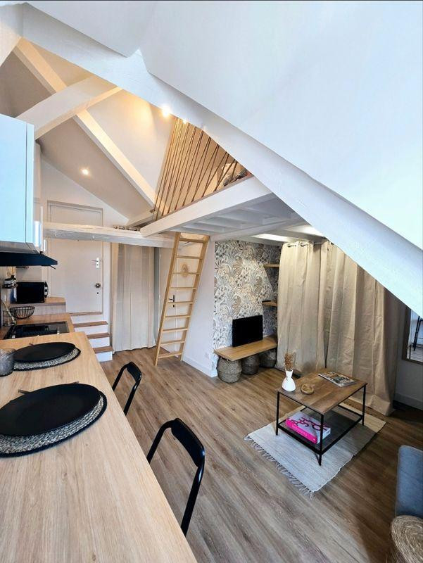 
                                                Location
                                                 Beau studio meublé 20m² bail mobilité