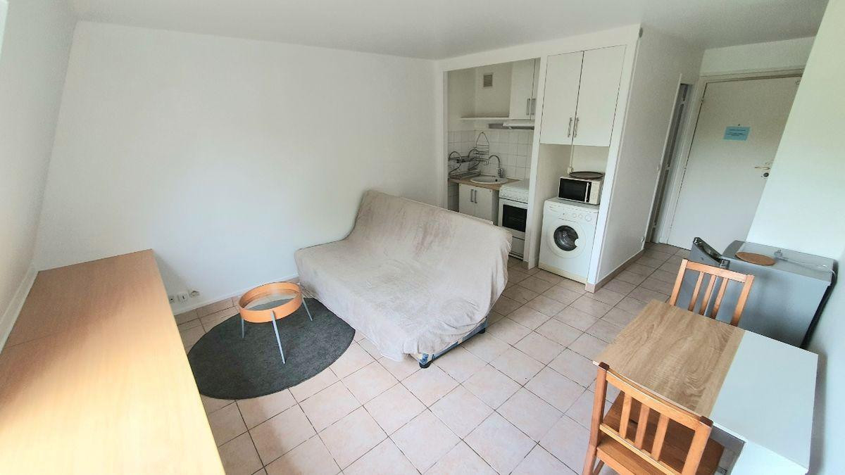 
                                                Location
                                                 Beau studio meublé 20m² Joinville-le-Pont