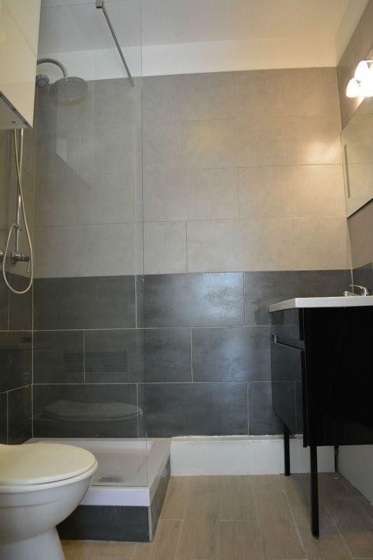 
                                                Location
                                                 Beau studio meublé 20m² REFAIT A NEUF