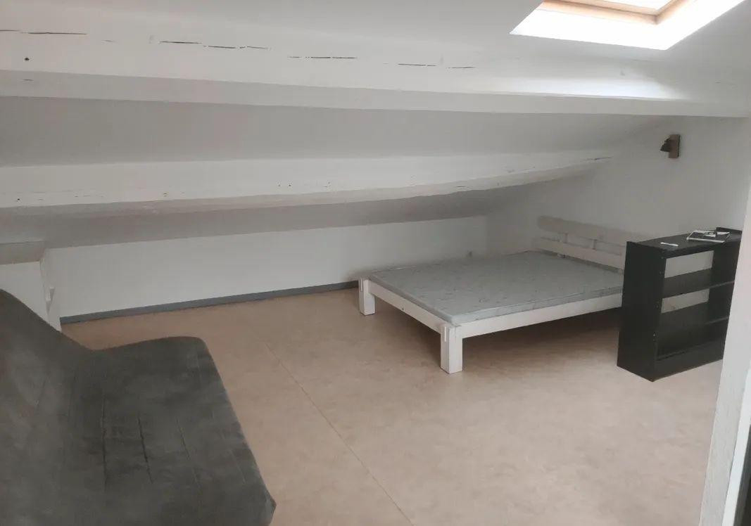 
                                                Location
                                                 Beau studio meublé 20m2 place du marché à Nancy