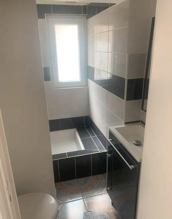 
                                                Location
                                                 Beau studio meublé 21m² avec petit jardin