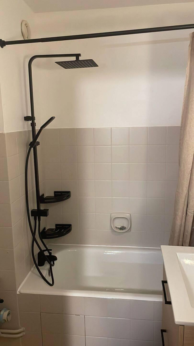 
                                                Location
                                                 Beau studio meublé 21m² idéal étudiant