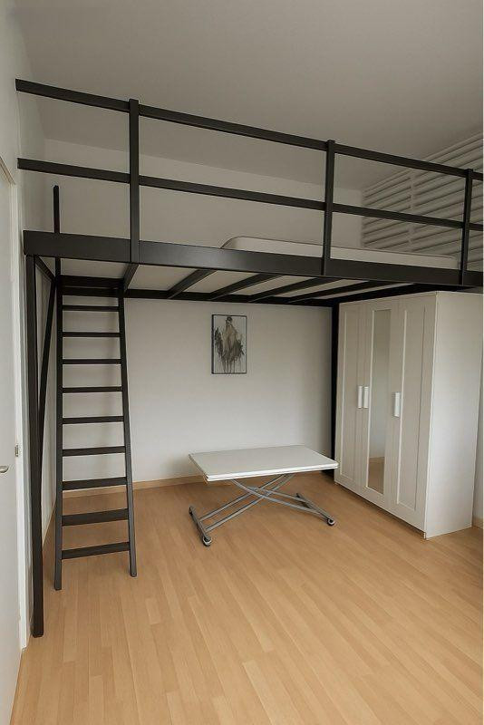 
                                                Location
                                                 Beau studio meublé 22m²