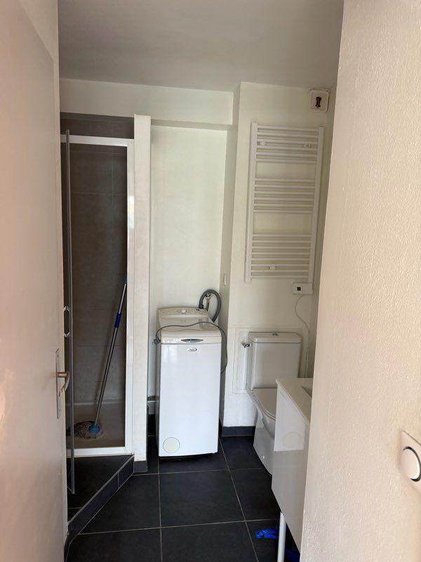
                                                Location
                                                 Beau studio meublé 22m² Chu Pellegrin