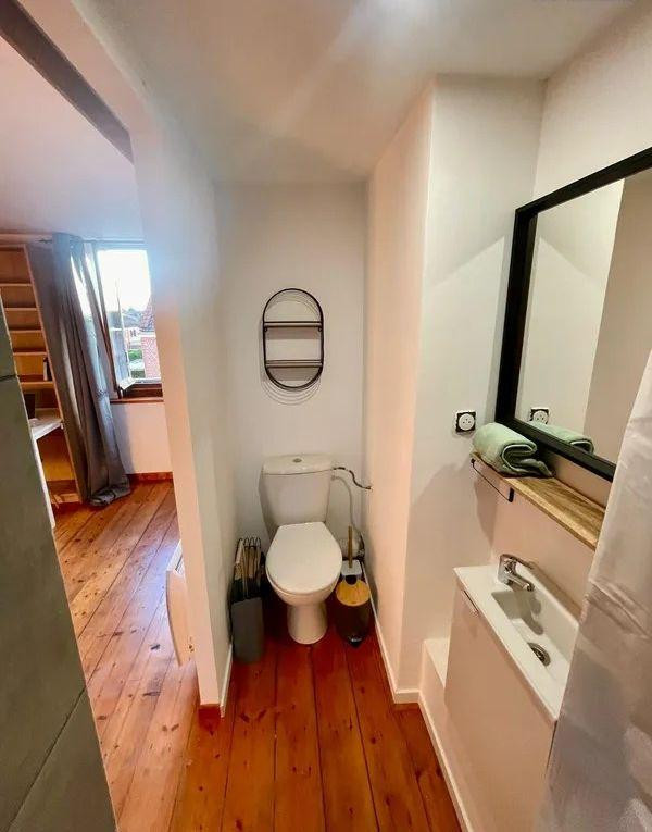 
                                                Location
                                                 Beau studio meublé 22m² tt confort idéal étudiant