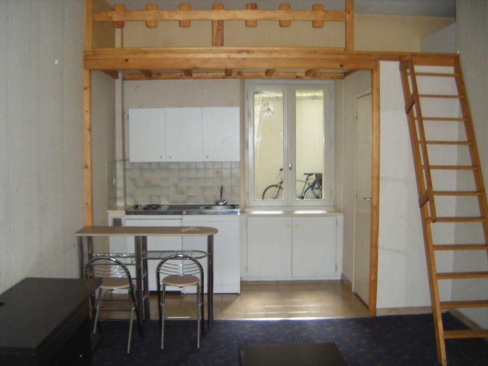
                                                Location
                                                 Beau studio meublé 22m2 proche Préfecture