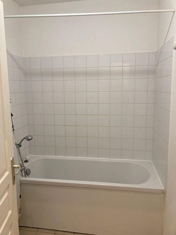 
                                                Location
                                                 Beau studio meublé  23 m²