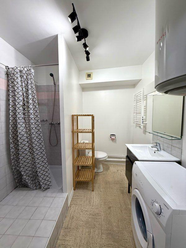 
                                                Location
                                                 Beau studio meublé 23m² au cœur de Marseille