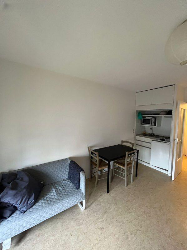 
                                                Location
                                                 Beau studio meublé 23m² campus CHU