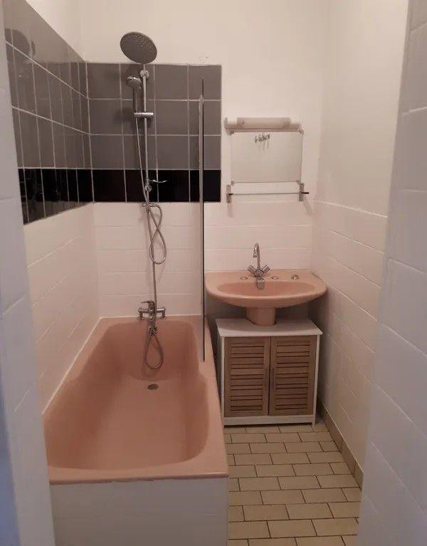 
                                                Location
                                                 Beau studio meublé 23m² Rue du Marché