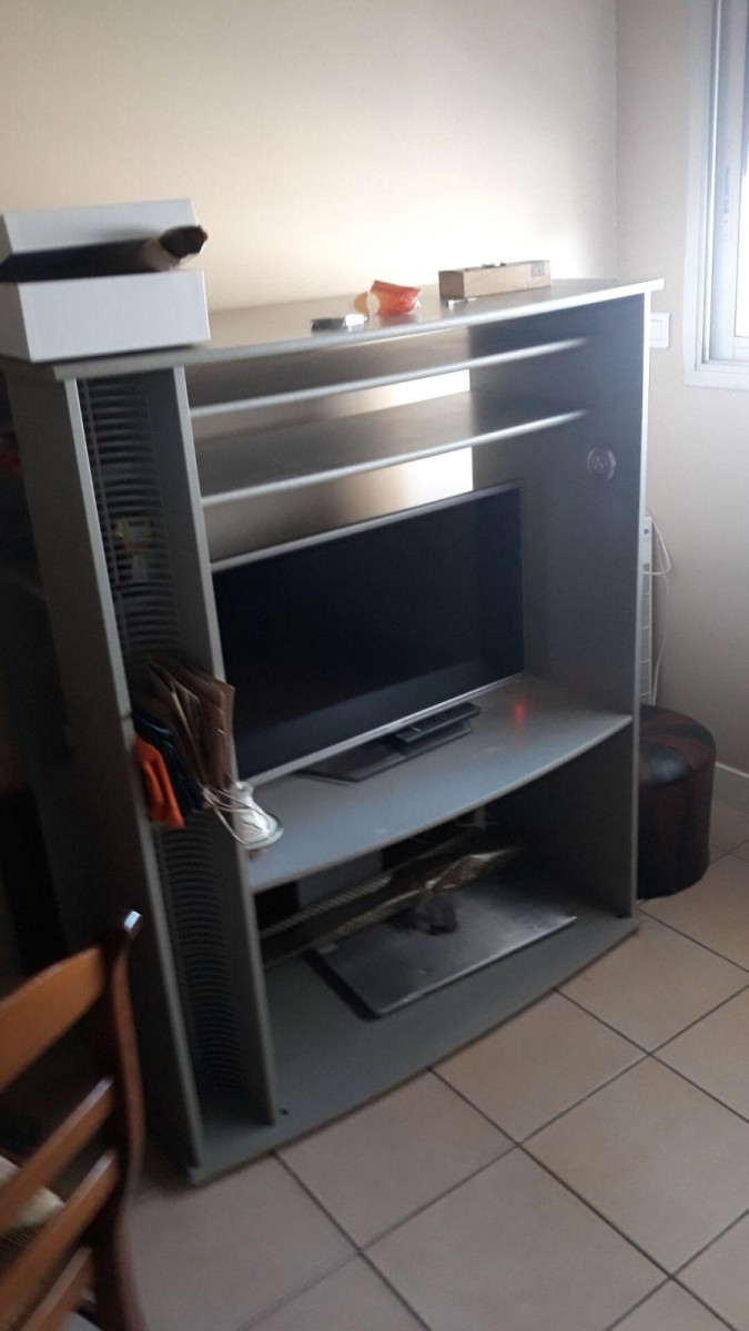 
                                                Location
                                                 Beau studio meublé 24,66 m² entièrement équipé