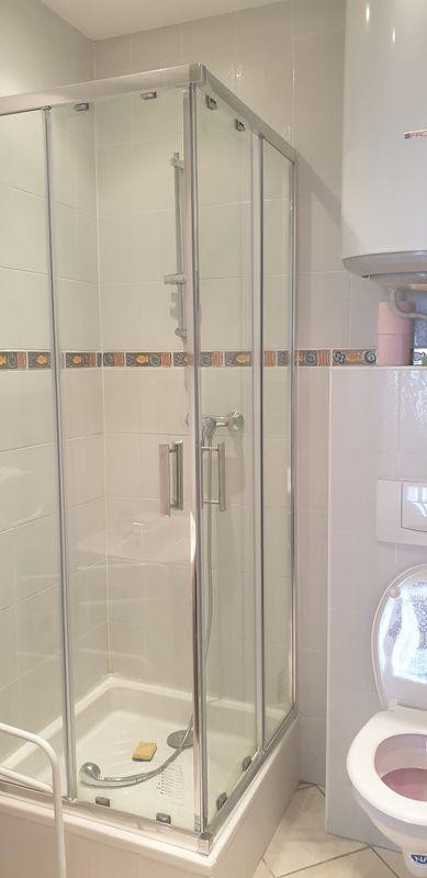 
                                                Location
                                                 Beau studio meublé 24m²
