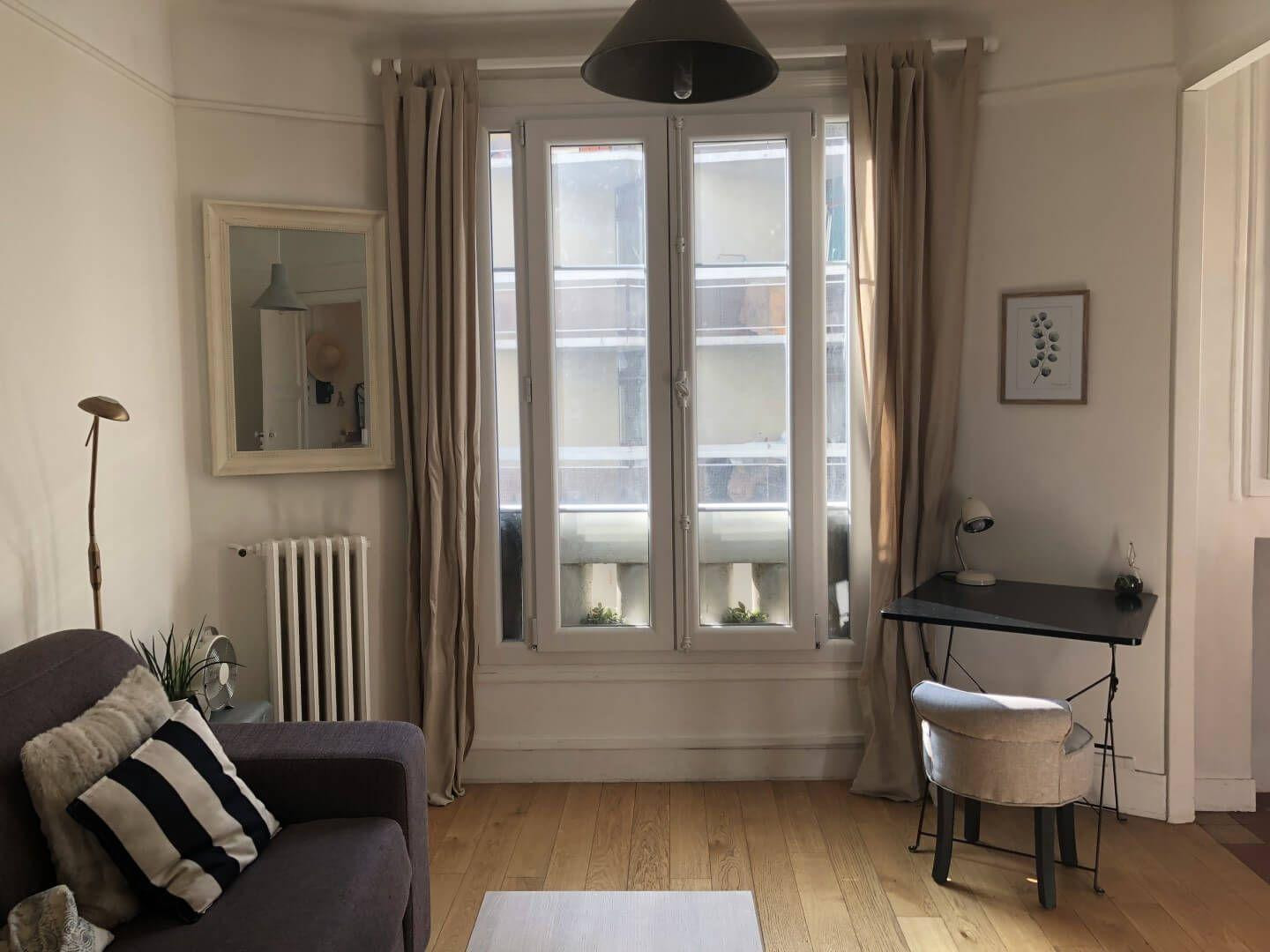 
                                                Location
                                                 Beau studio meublé 24m² à Paris 16