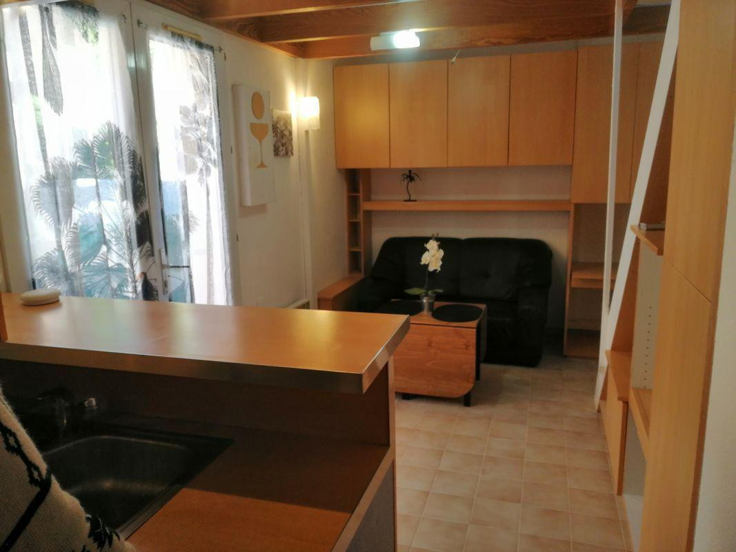 
                                                Location
                                                 Beau studio meublé 24m² avec mezzanine