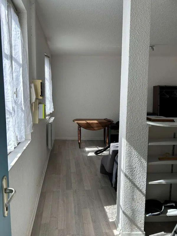 
                                                Location
                                                 Beau studio meublé 24m² Clermont-Ferrand