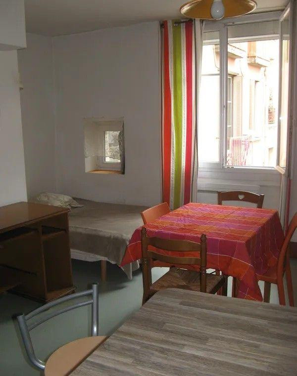 
                                                Location
                                                 Beau studio meublé 24m² étudiant hypercentre