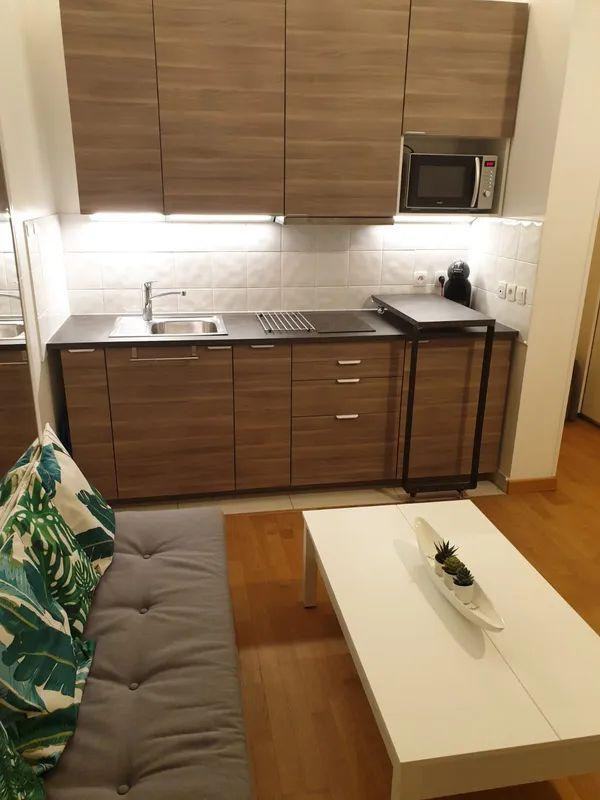 
                                                Location
                                                 Beau studio meublé 24m² haut de gamme à Boulogne