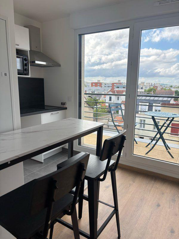 
                                                Location
                                                 Beau studio meublé 24m² vue panoramique sur Paris