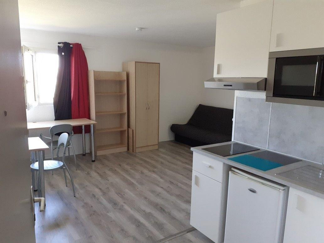 
                                                Location
                                                 Beau Studio meublé 24m2 à louer à Montpellier