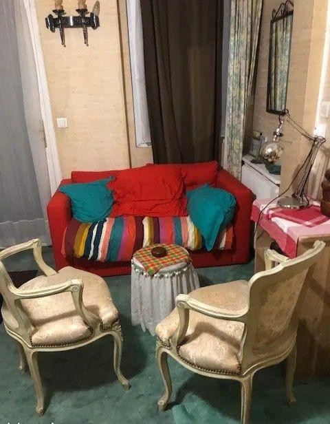 
                                                Location
                                                 Beau studio meublé 25m²