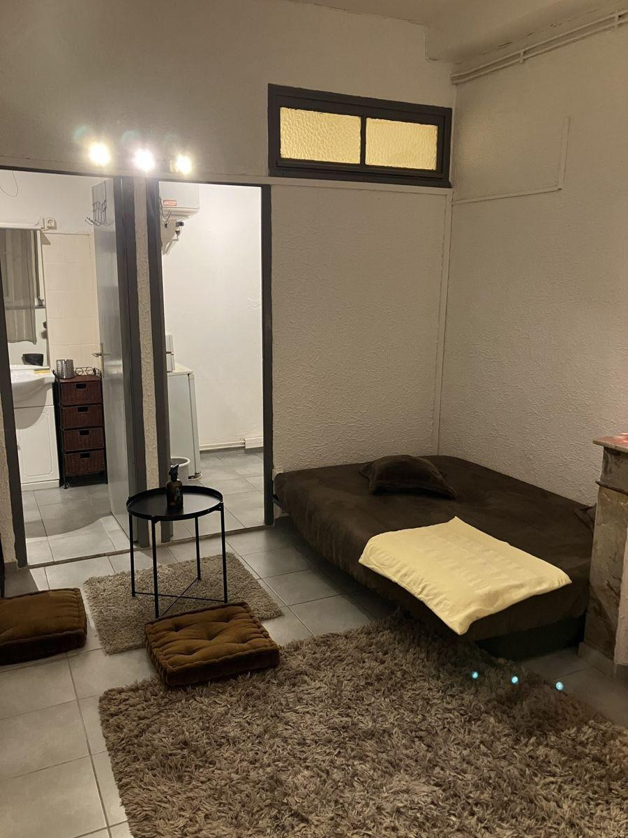 
                                                Location
                                                 Beau studio meublé 25m² au Cœur des chalets