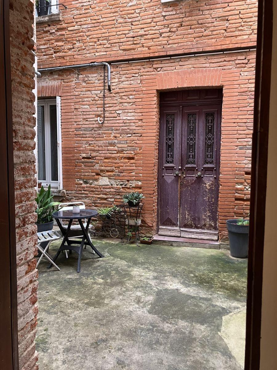 
                                                Location
                                                 Beau studio meublé 25m² au Cœur des chalets