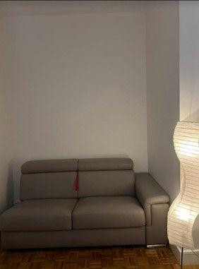 
                                                Location
                                                 Beau studio meublé 25m² résidence de bon standing