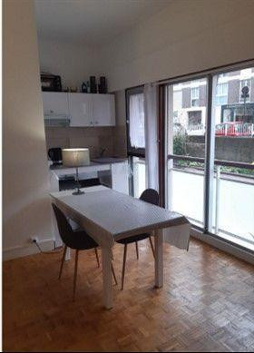 
                                                Location
                                                 Beau studio meublé 25m² résidence de bon standing