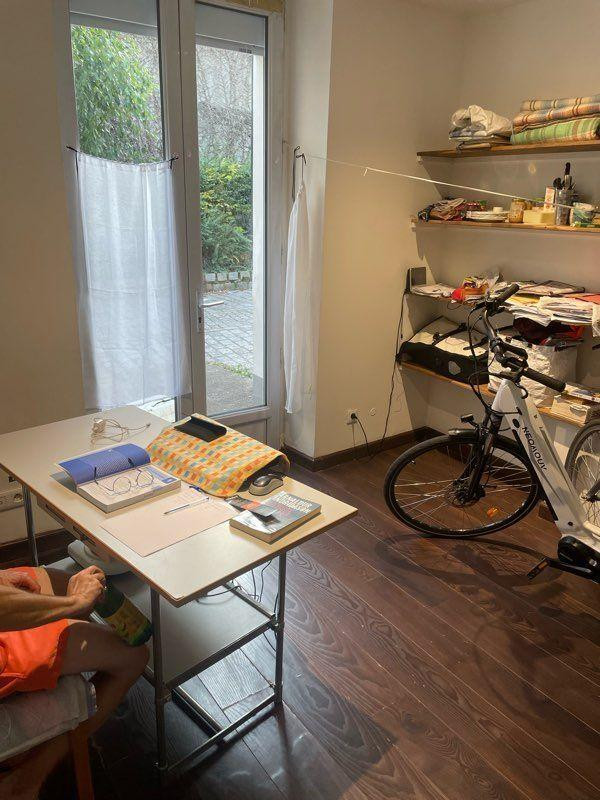 
                                                Location
                                                 Beau studio meublé 26m²